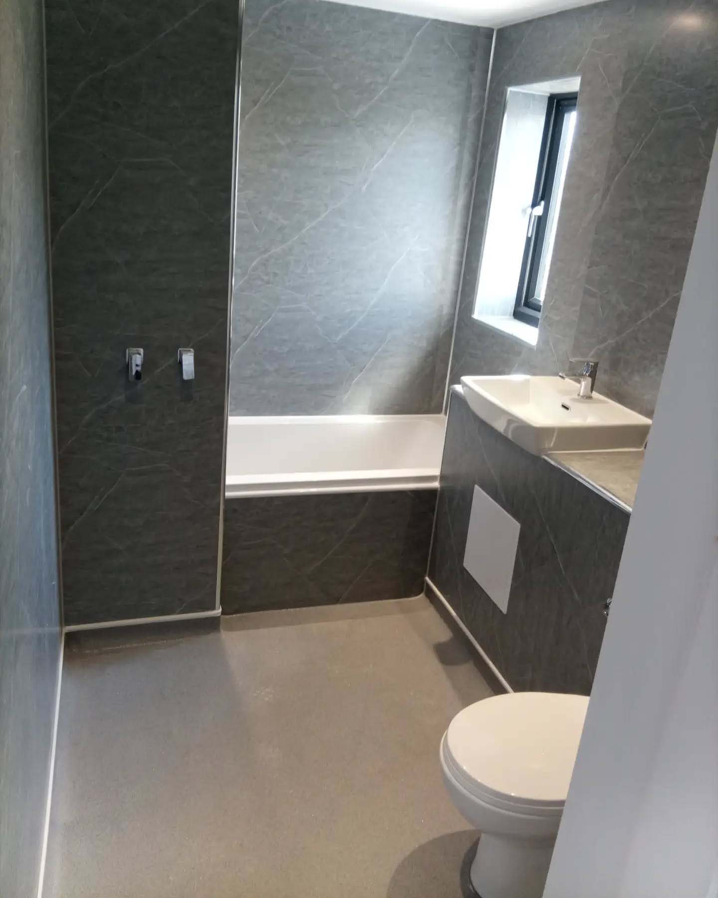 Stone style pvc walls in new bathroom